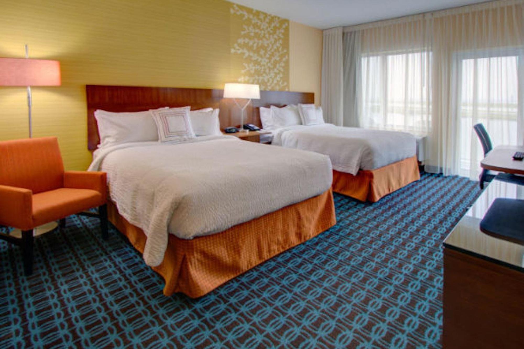 Fairfield Inn & Suites By Marriott Chincoteague Island Waterfront Exterior photo