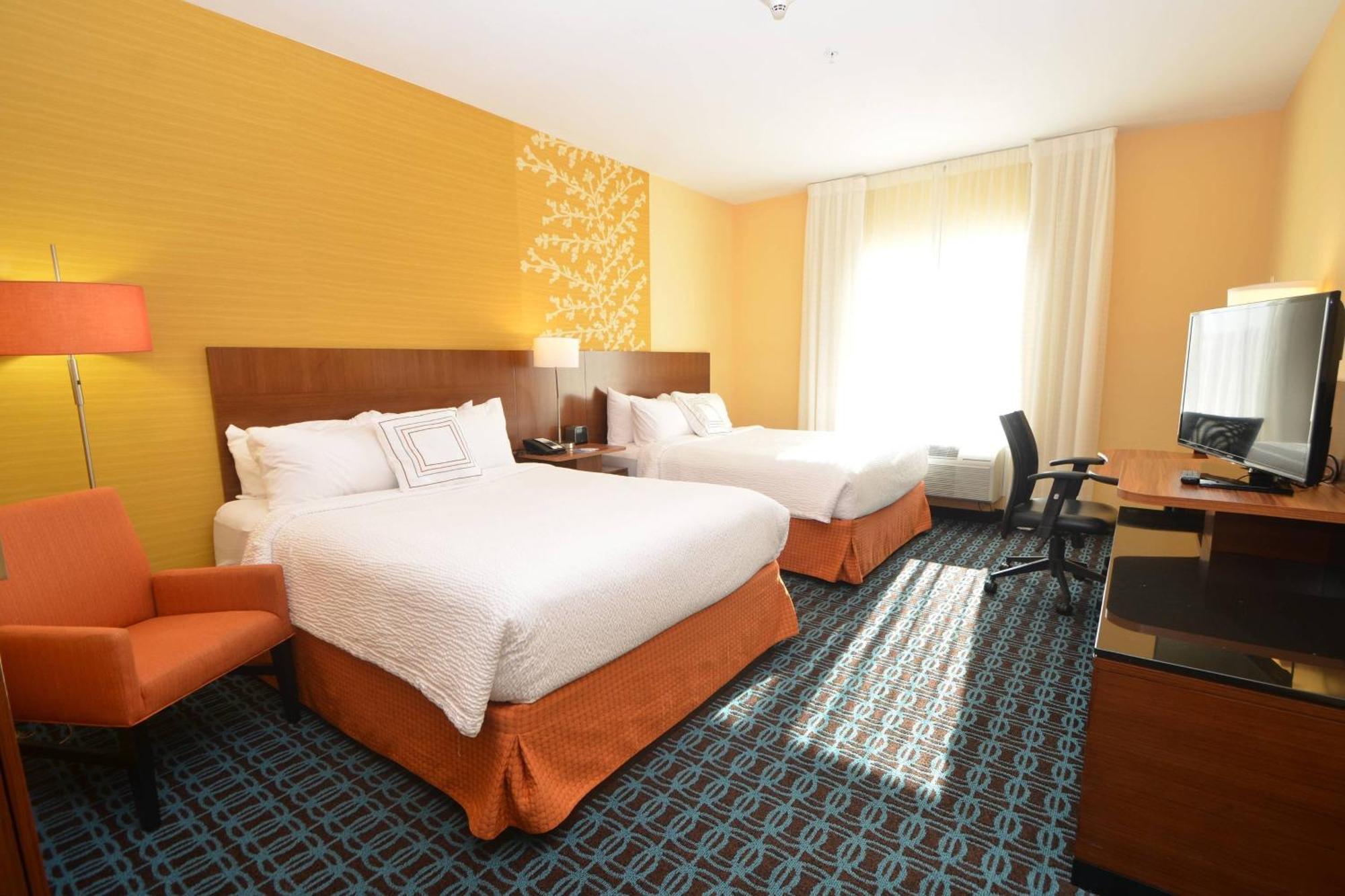 Fairfield Inn & Suites By Marriott Chincoteague Island Waterfront Exterior photo